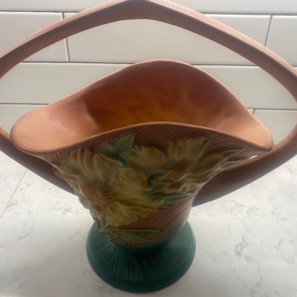 Roseville Pottery #379-12 Peony Basket